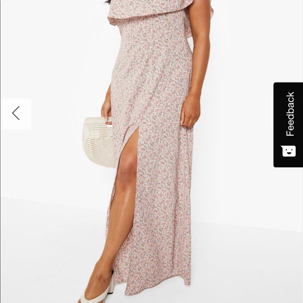 Unworn Boohoo Floral maxi Dress size 16